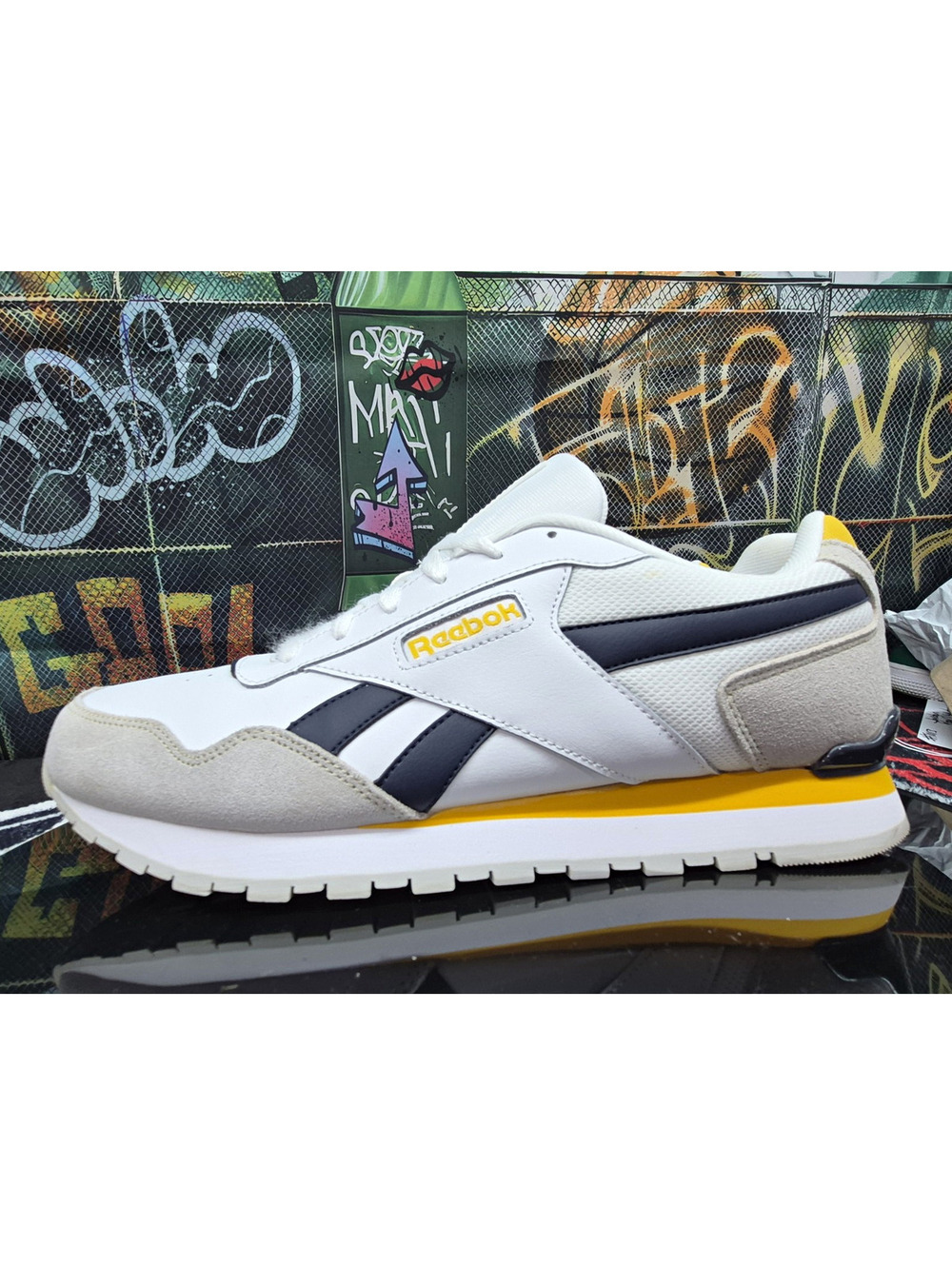 Reebok CL Harman Run LTCL Low Top Sneakers 11.5M White/Gray/Blue DV8146 TRIED ON